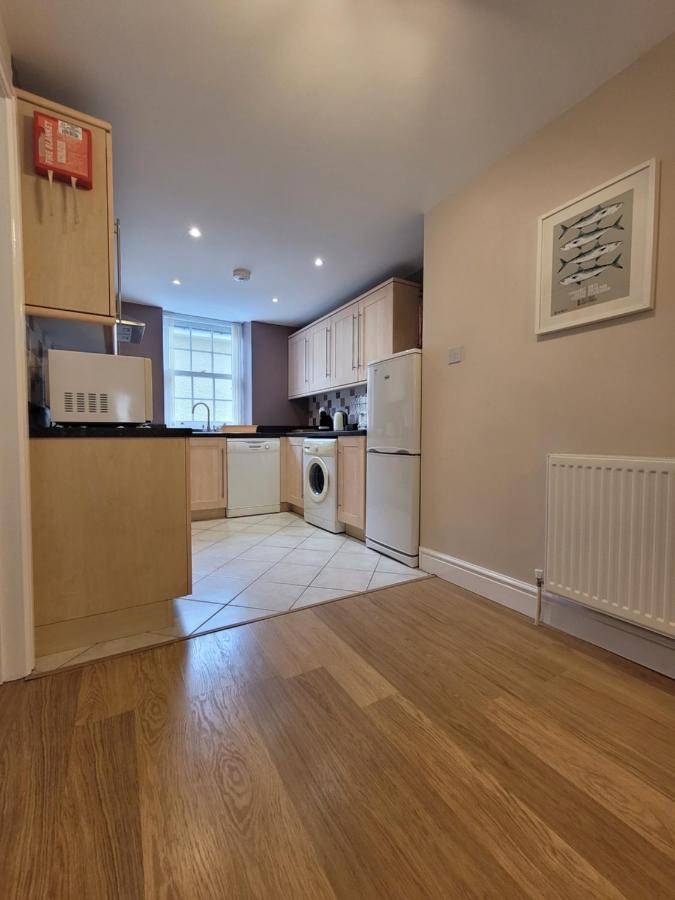 Llys Bach Apartment At Llys Aeron Aberaeron Eksteriør bilde