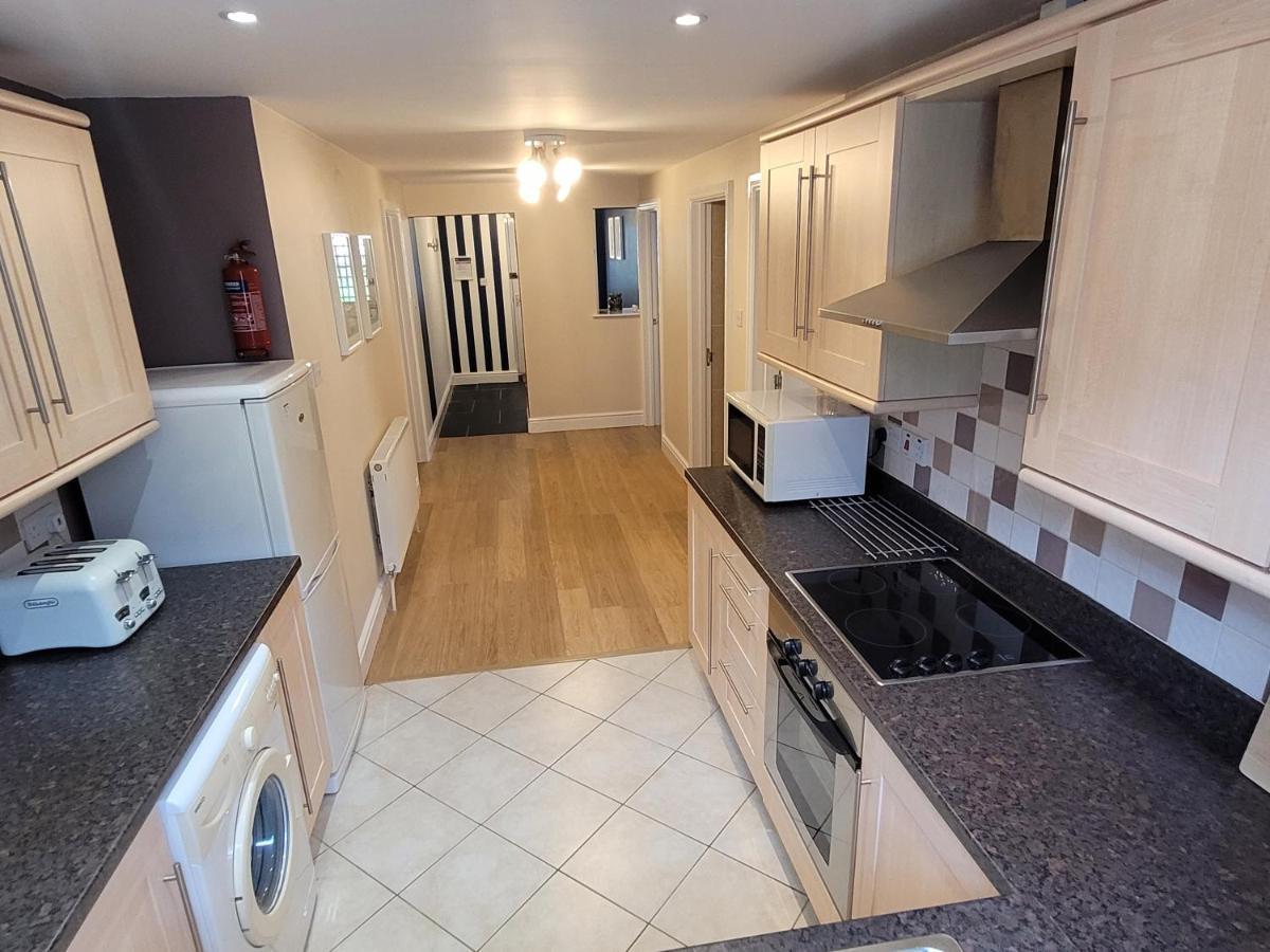 Llys Bach Apartment At Llys Aeron Aberaeron Eksteriør bilde